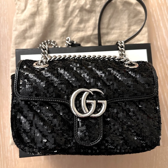 GG MARMONT SMALL SHOULDER BAG - Picture 1 of 4